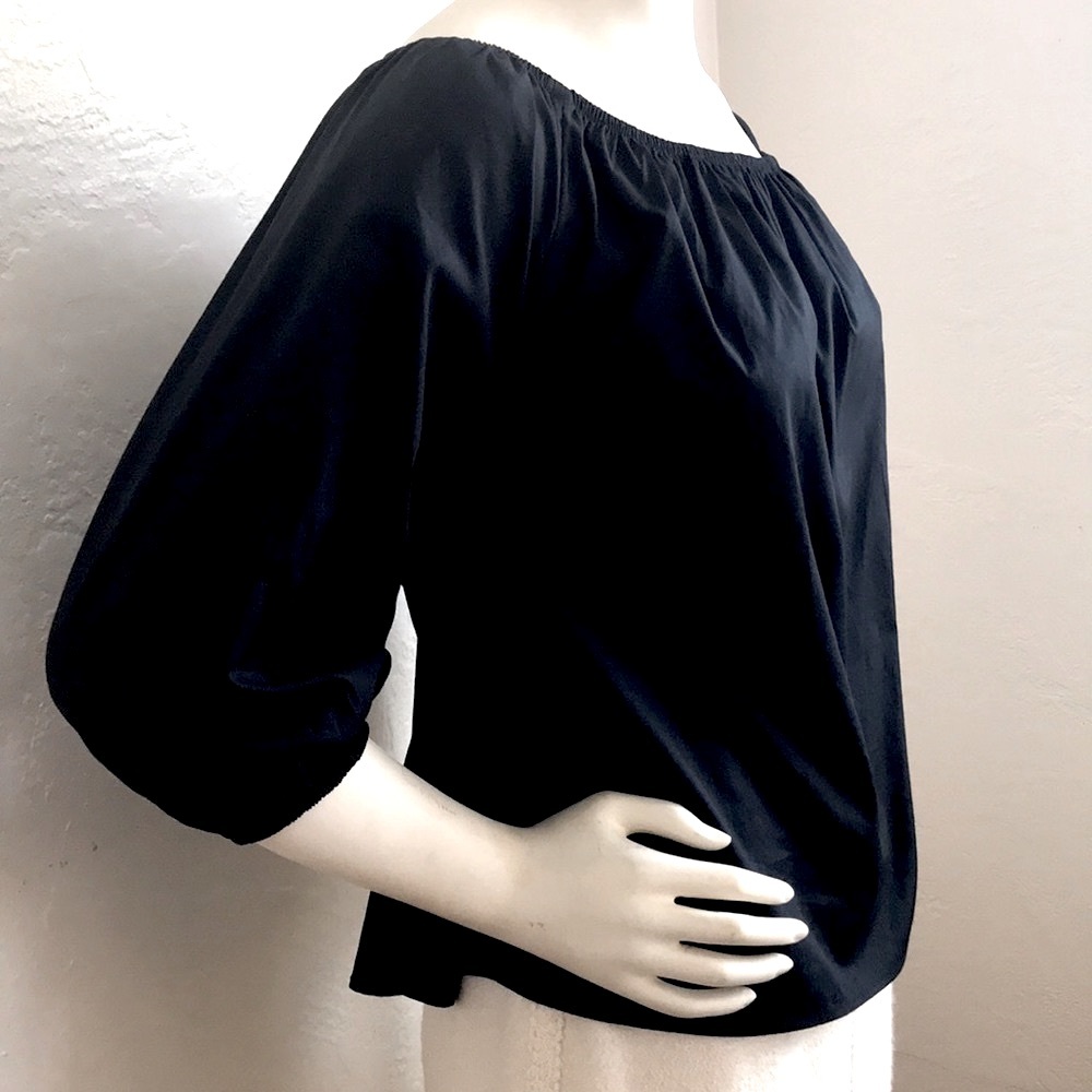 NWT anthropology Maeve boho peasant blouse with elastic neckline and sleeves